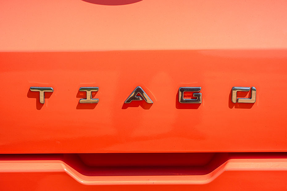 Tiago Gallery Image