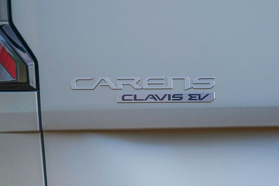 Carens Clavis EV Gallery Image