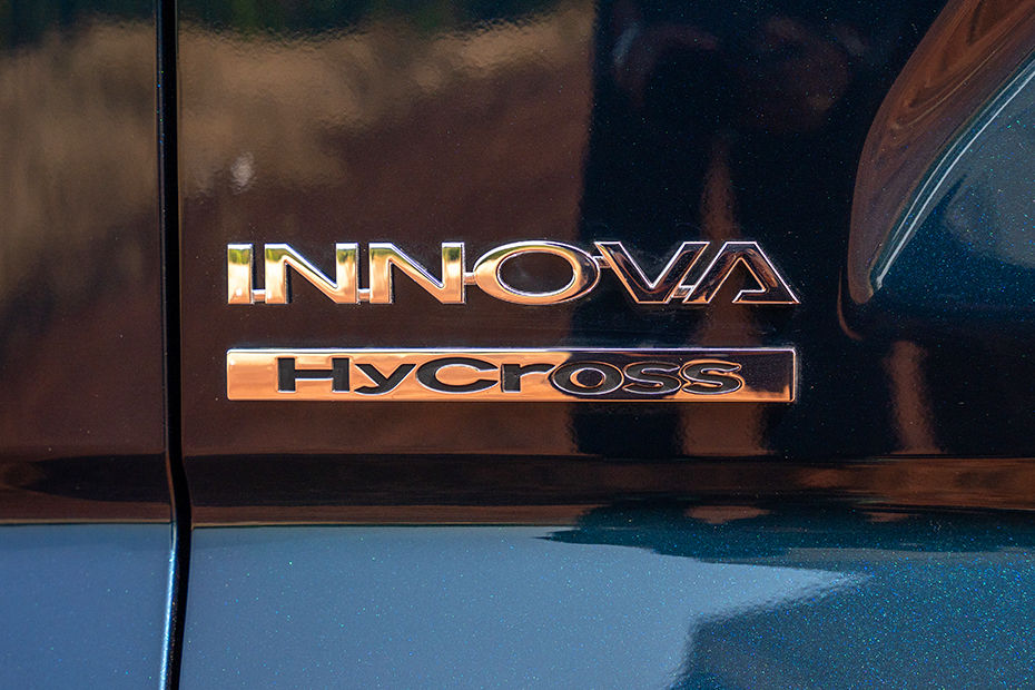 Innova Hycross Gallery Image