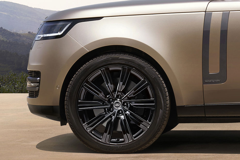 Range Rover Gallery Image