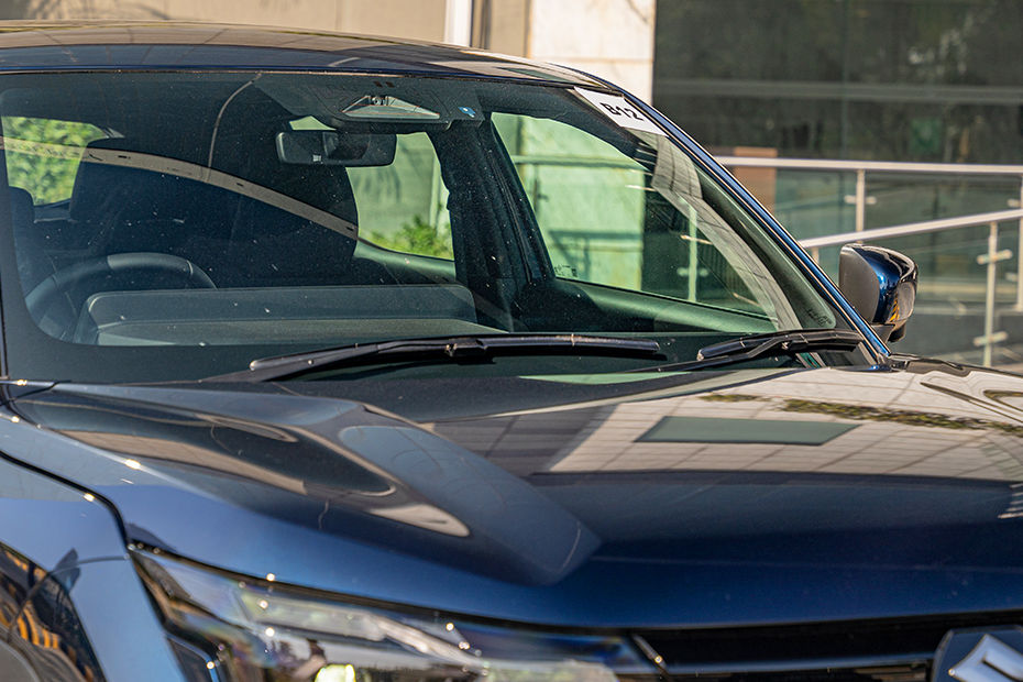 e Vitara Gallery Image