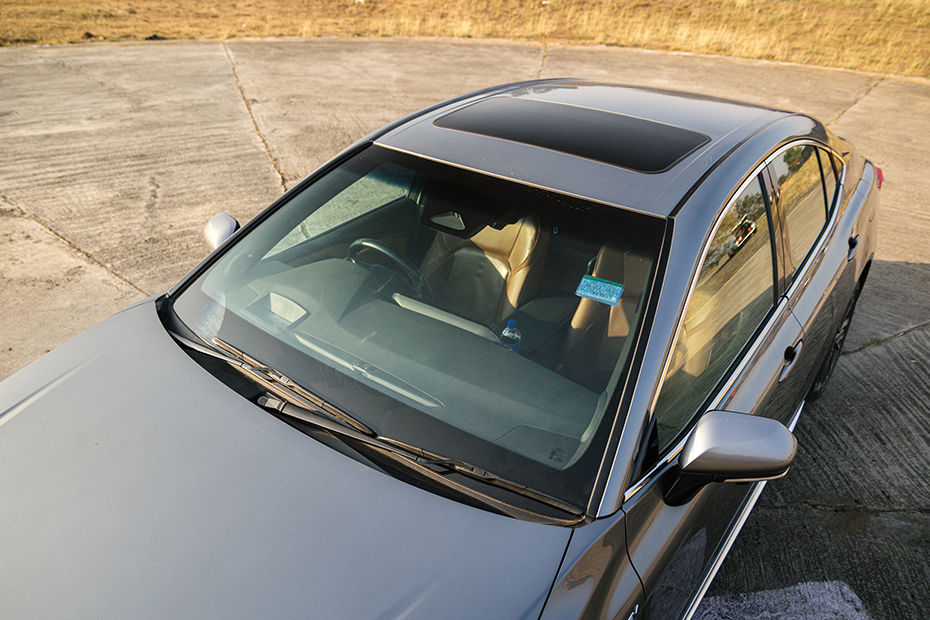 Camry Gallery Image