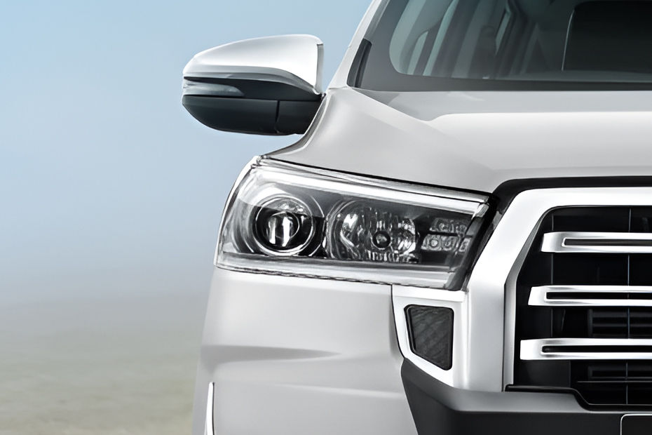 Innova Crysta Gallery Image