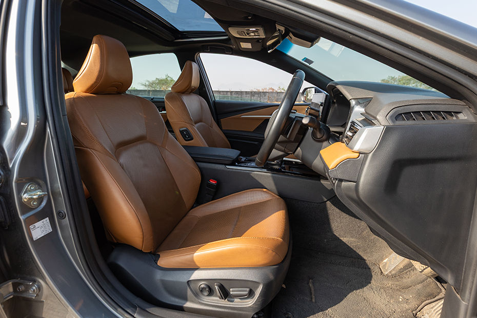 Camry Gallery Image