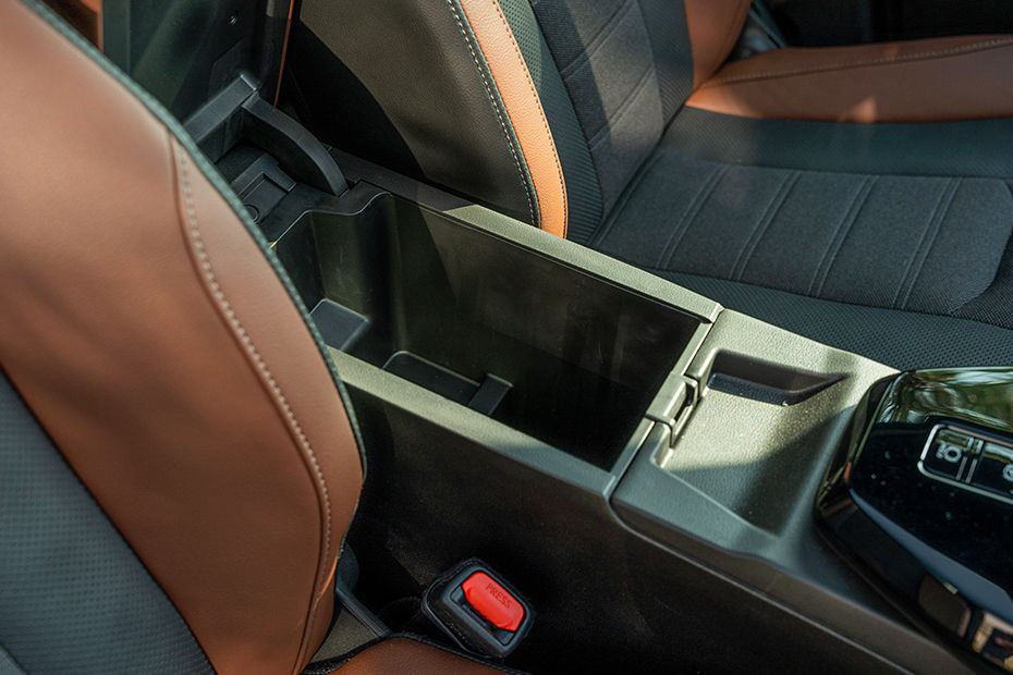 e Vitara Gallery Image